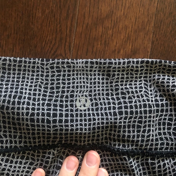 Lululemon leggings 4 - Picture 7 of 7